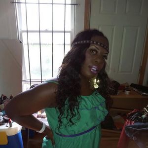 Meet your Posher, Sonia